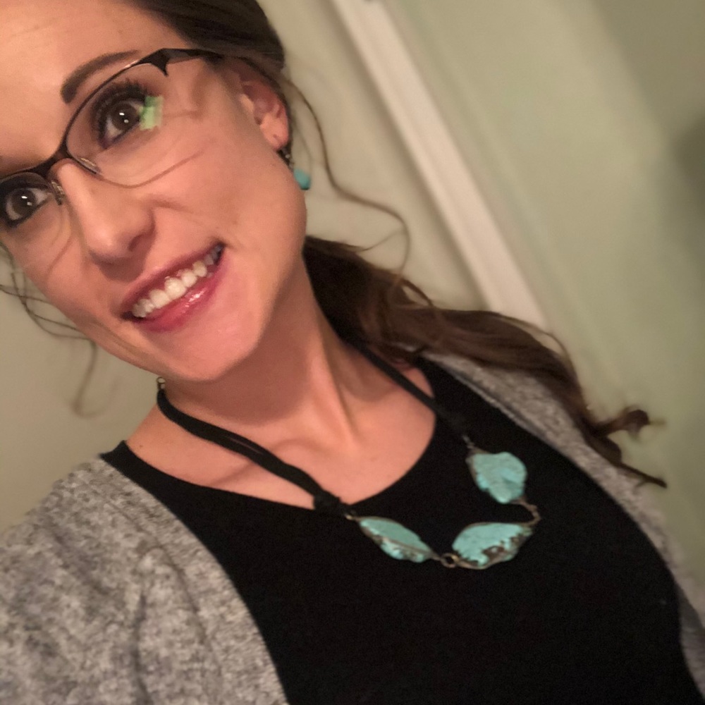 Meet your Posher, Shelby